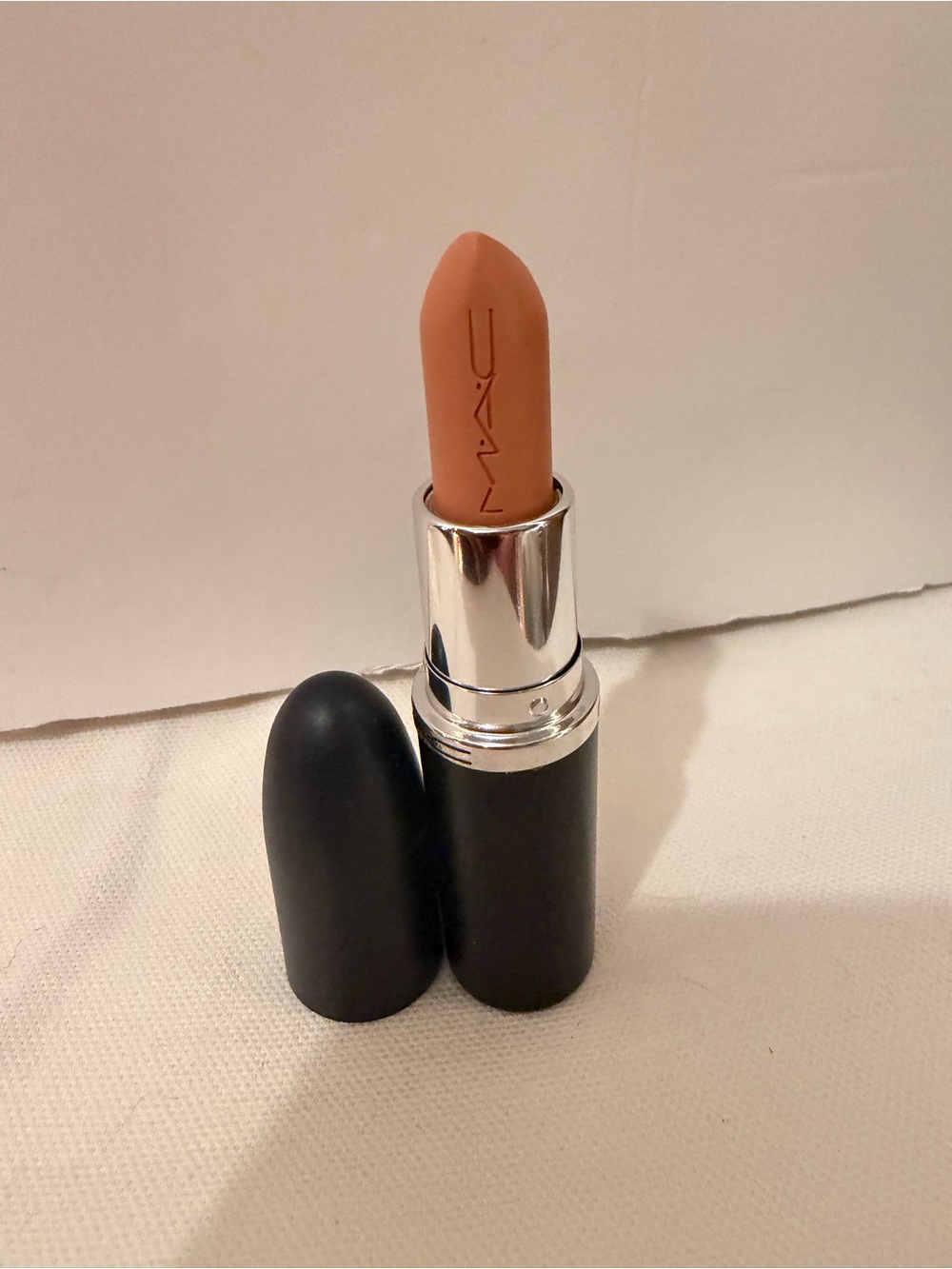 mac peachstock 837 lipstick